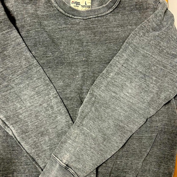 Large grey pullover with pockets - Picture 2 of 2